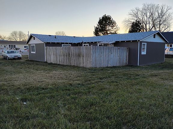 4th image of 602 W Nevada Ave