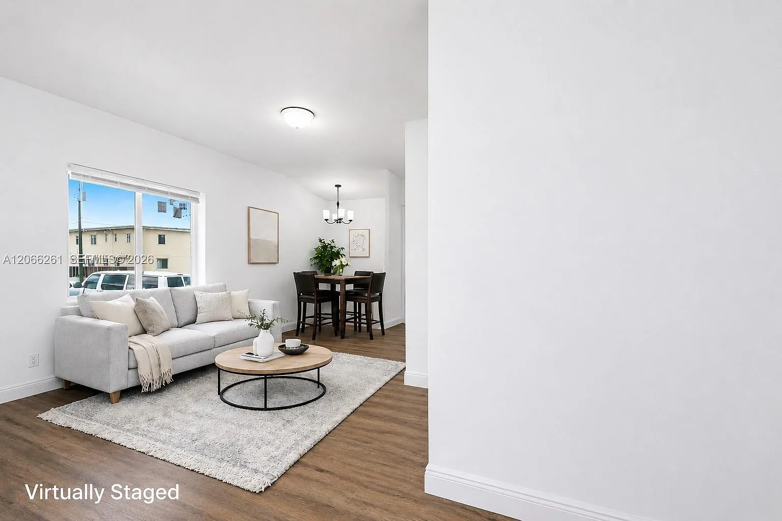 Sunset Palm Villas Condo — Photo 1
