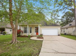 218 Carriage Pines Ln, Covington, LA 70435