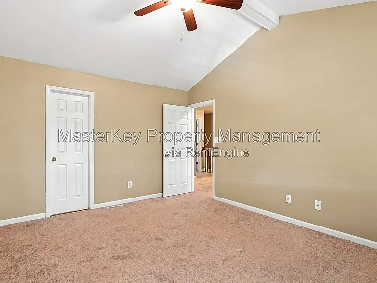 217 Riverwalk Cir — Photo 11