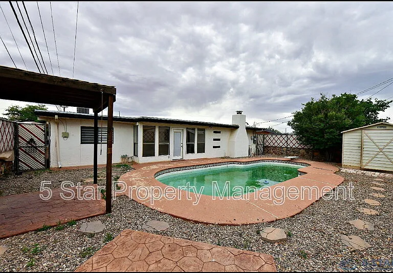 10565 Murphy St — Photo 42