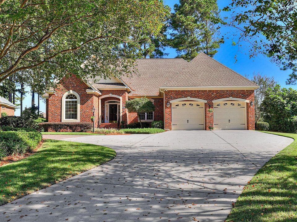 1st image of 118 White Cedar Way