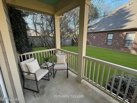 4th image of 142 Covey Run