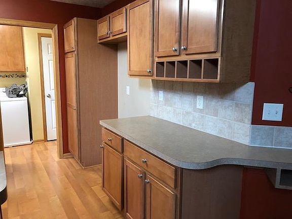 3rd image of 2141 Surfside Dr