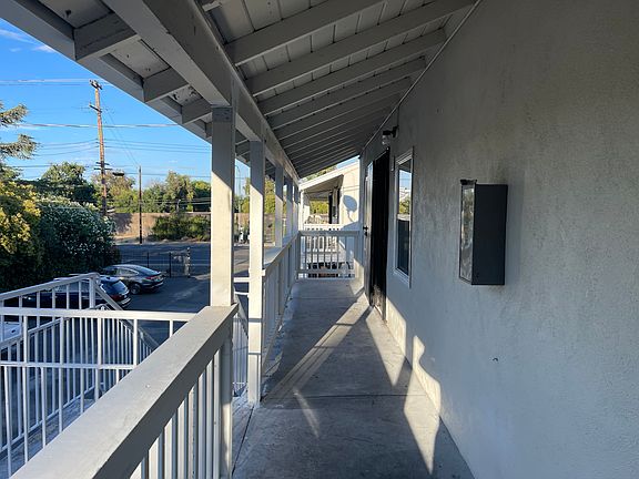 3rd image of 6004 Martin Luther King Jr Blvd APT 9