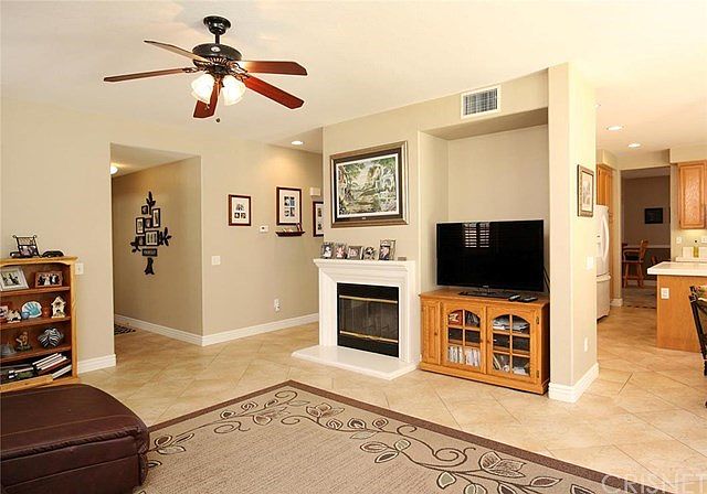 2nd image of 6544 Teasdale St