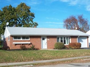 735 Kelly Dr, York, PA 17404