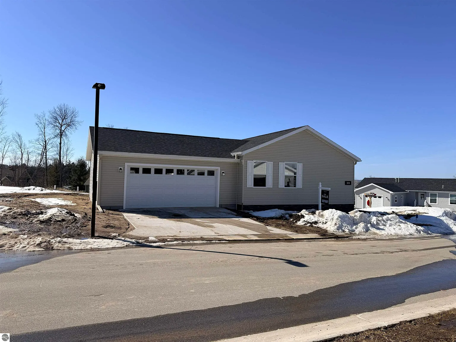 2111 Vista View Dr photo 1