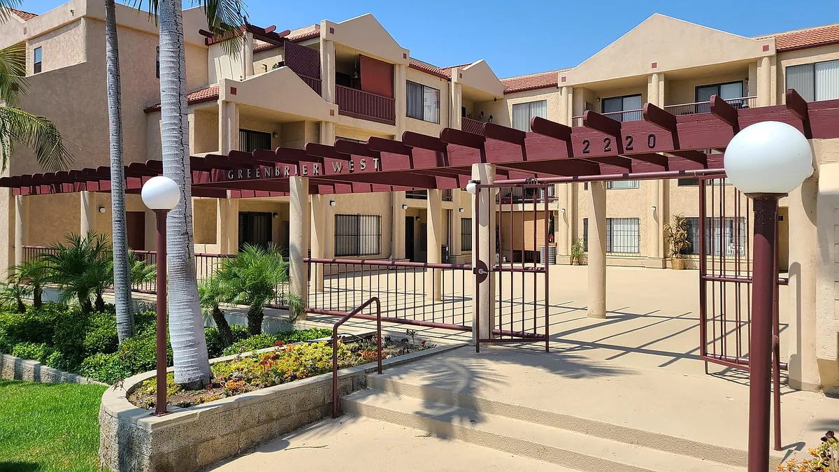 Courtyard - 2220 C St