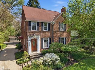 3697 Washington Blvd, University Heights, OH 44118