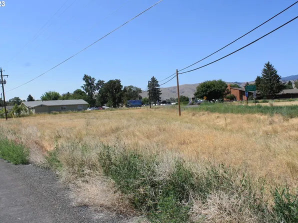 Cedar, Baker City, OR 97814