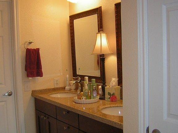Master Bath w/Double Sinks
