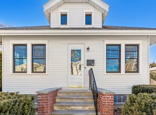 95 Edgemere Rd, West Roxbury, MA 02132