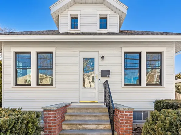 95 Edgemere Rd, West Roxbury, MA 02132