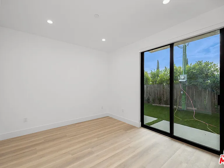 5313 Ben Ave #3 — Photo 14