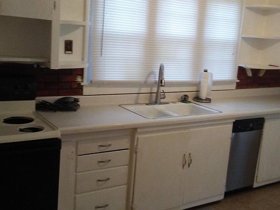 5th image of 113 Arbury Pl
