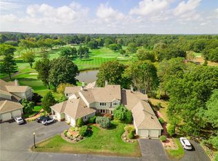 42 Eagle Dr, North Kingstown, RI 02852