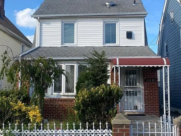 216-63 114th Ave, Cambria Heights, NY 11411