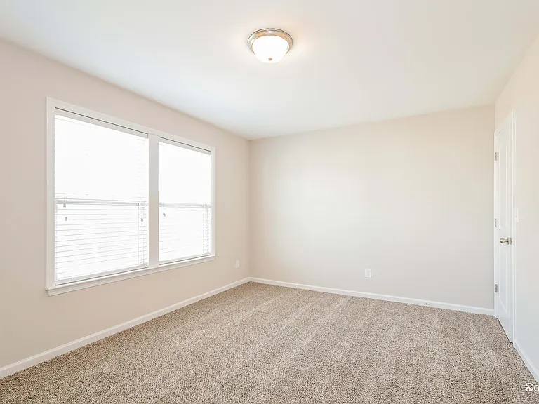 1519 Kellys Landing Dr — Photo 11