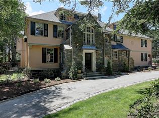 288 Blackstone Blvd, Providence, RI 02906