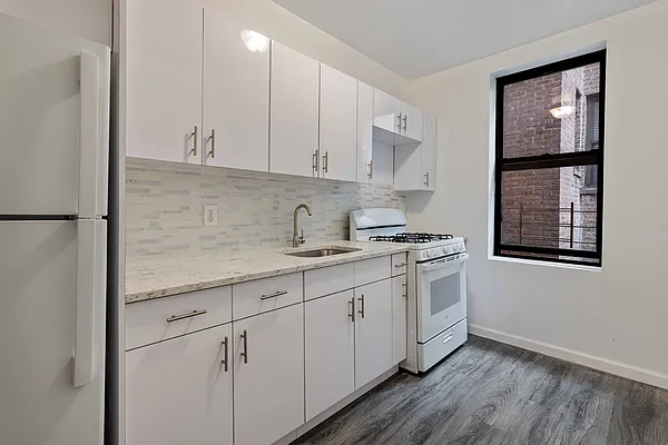 Rented by MNS | media 3