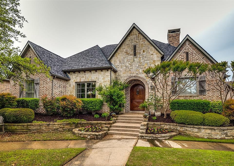 1st image of 104 Turnberry Cir