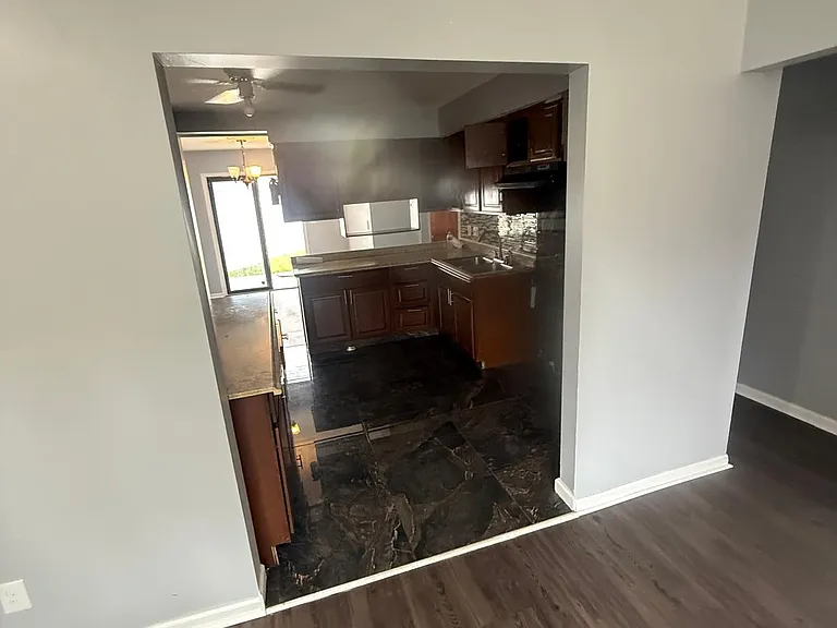 6042 Highview St — Photo 22