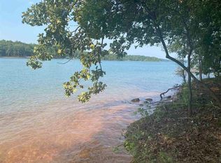 4 Pointe Sidney Dr, Hartwell, GA 30643