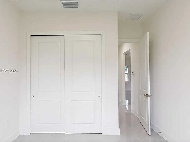 6050 Stratton Rd — Photo 25