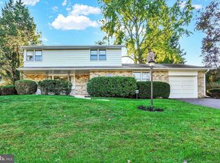 343 Hill N Dale Dr N, York, PA 17403