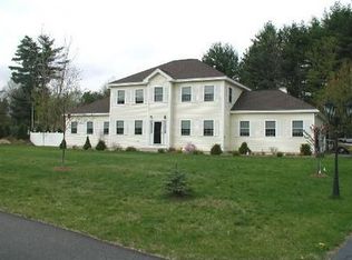 2 Rose Ln, Merrimack, NH 03054