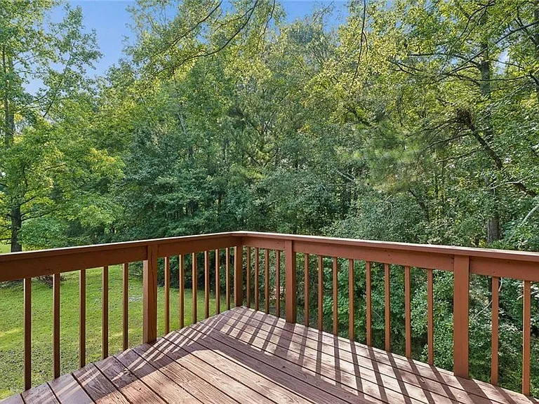 7055 Hania Dr — Photo 29