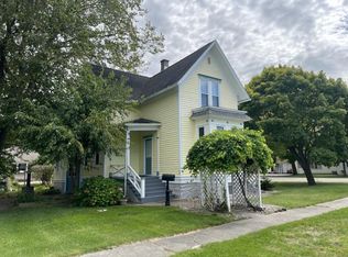 23 5th St, Sebewaing, MI 48759