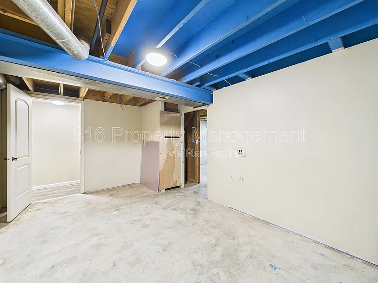 166 SW Robin Rd — Photo 22