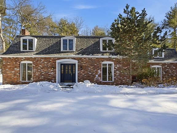 2nd image of 258 Virginia Farme Ln