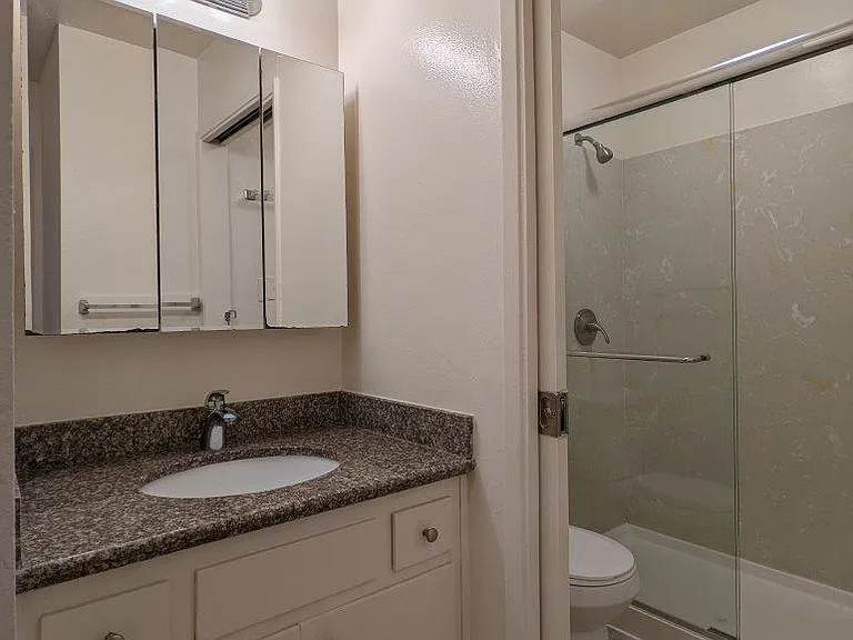2117 Haste St — Photo 22