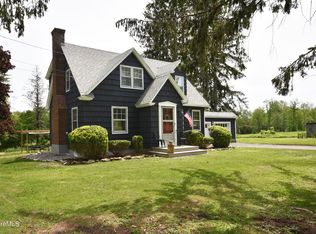 15 Goodell Rd, Lanesborough, MA 01237