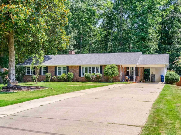 200 Sharon Dr, Spartanburg, SC 29302