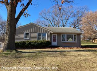 3106 70th St, Urbandale, IA 50322