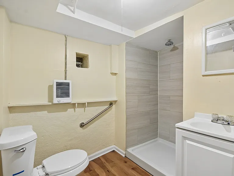 3927 W Flournoy St #1 — Photo 6