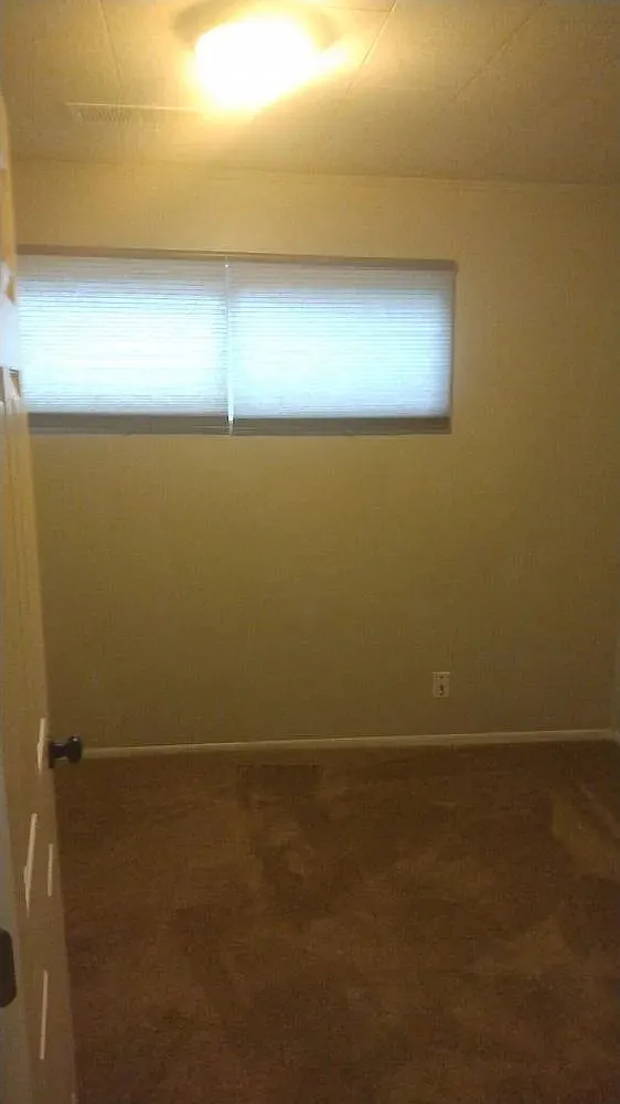 1205 McArthur Dr — Photo 3