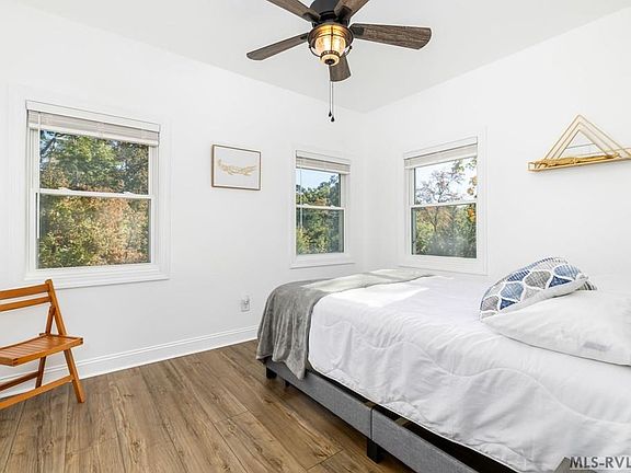 12th image of this home