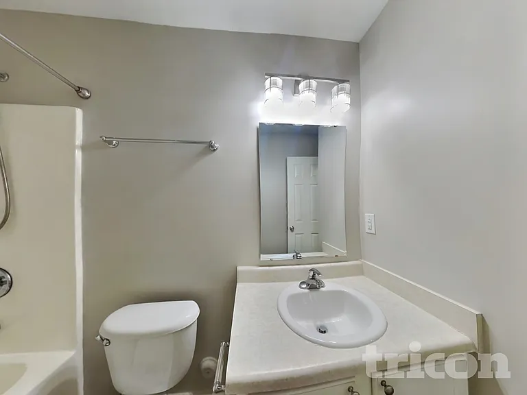 241 Gray Ghost St — Photo 15