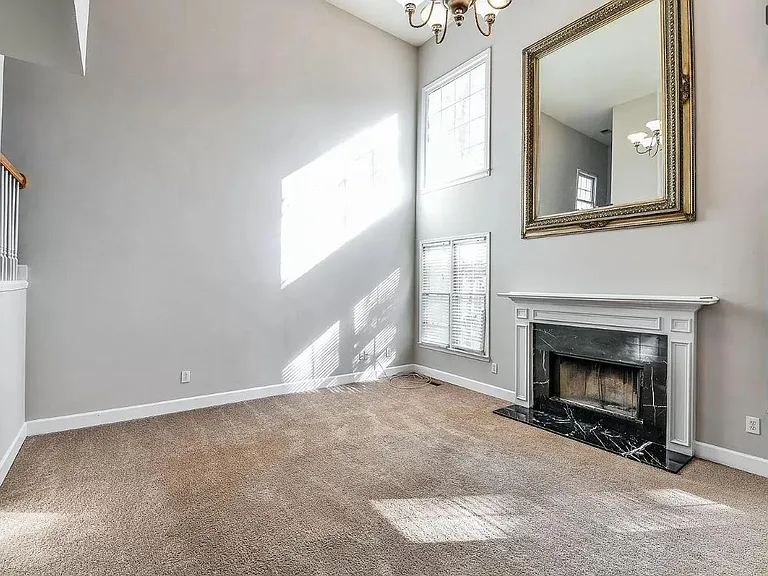 1009 Legacy Walk — Photo 12