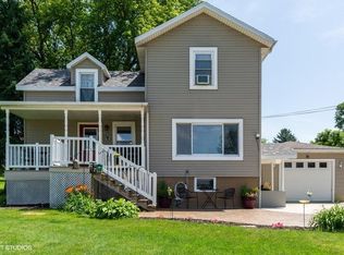 110 Park St, Iron Ridge, WI 53035