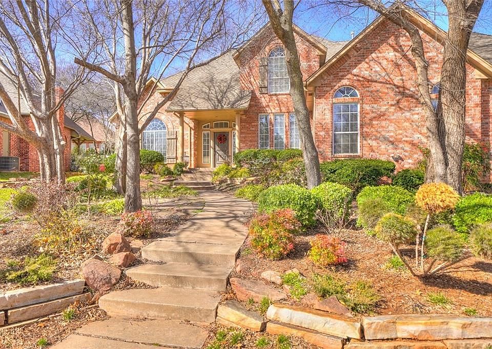 1st image of 409 Autumnwood Ct