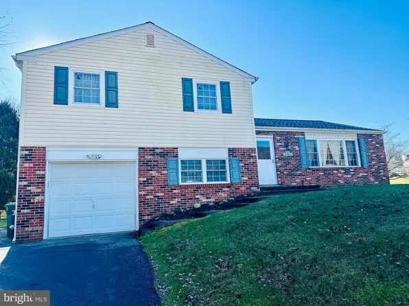 3400 Sylvan Dr, Thorndale, PA 19372