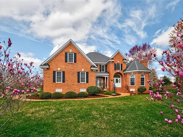 141 Oak Holw, Williamsburg, VA 23188