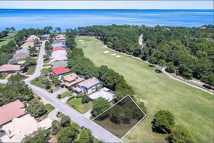 1st image of 1 Emerald Bay Dr