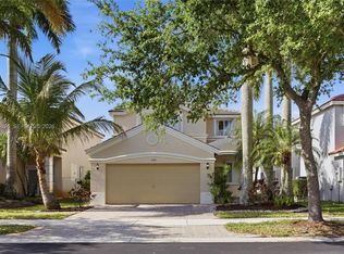 1326 Canary Island Dr, Weston, FL 33327